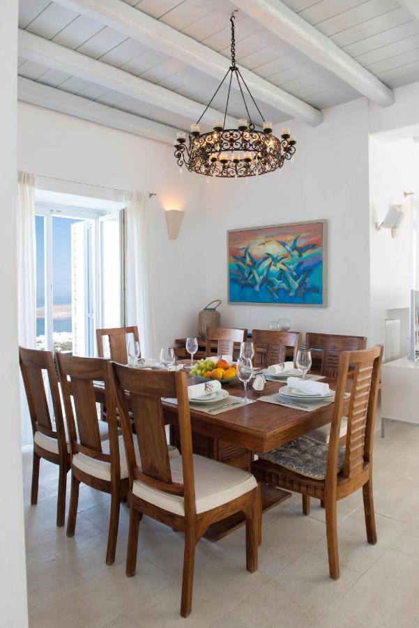 Tluxuryvilla Parikia  Exterior photo