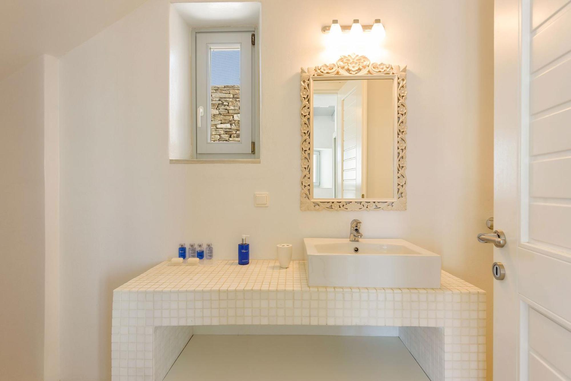 Tluxuryvilla Parikia  Exterior photo